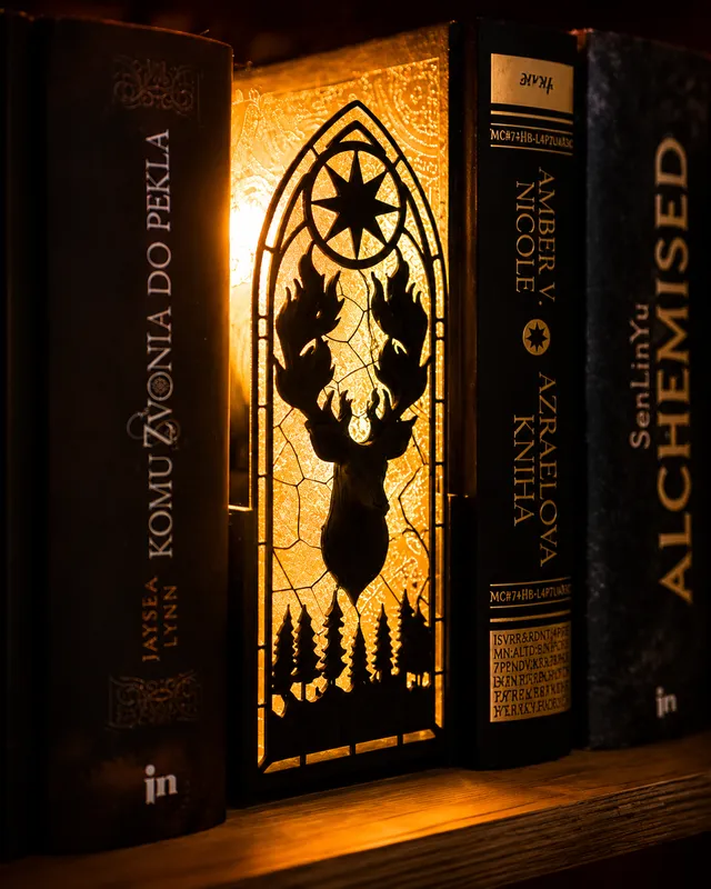 Svetelný Booknook