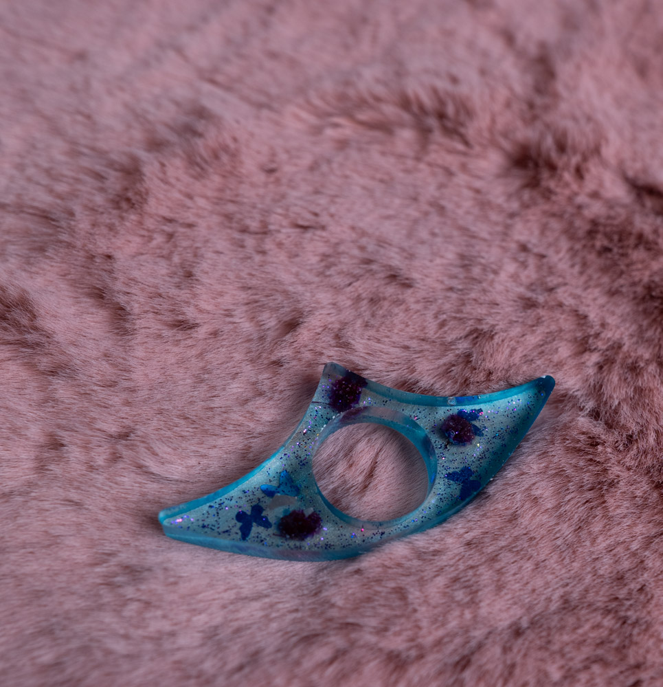 Book holder z epoxidu – Obrázok 2