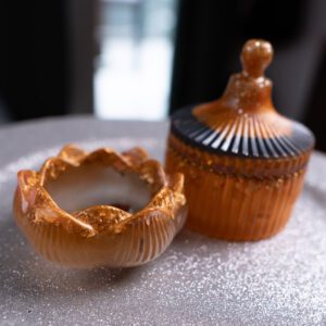 zlata dekoracia živica epoxid šperkovnica svietnik