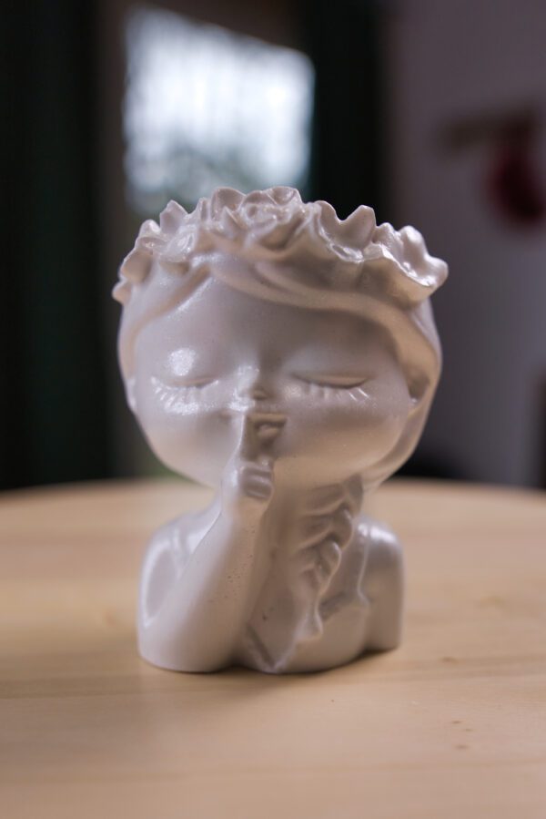 stojan sviecka dievcatko sadra