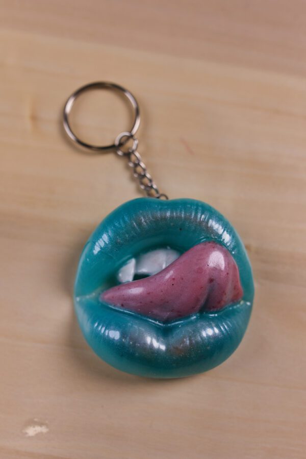 pusa pery zivica epoxid darcek klucenka