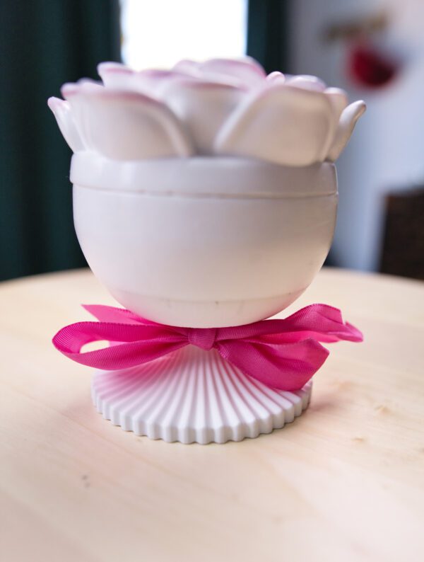 svietnik sviečka dekoracia sadra