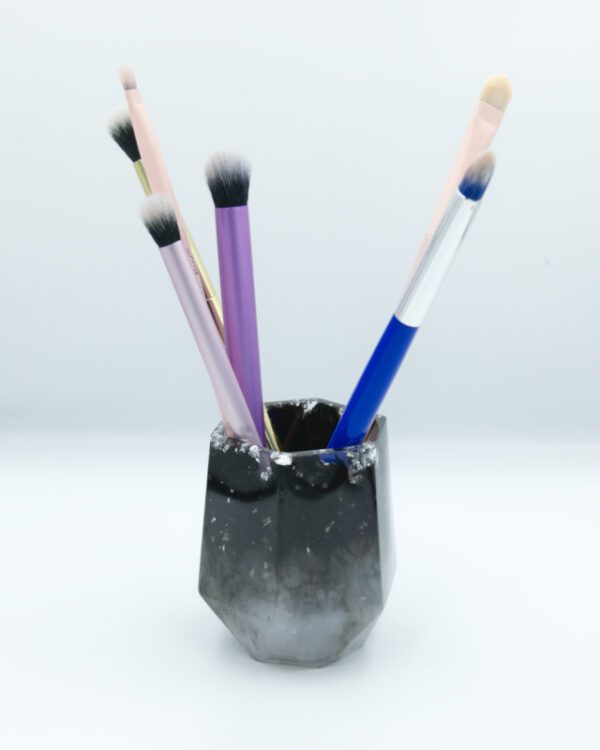 Pohárik na kozmetické štetce – čierny