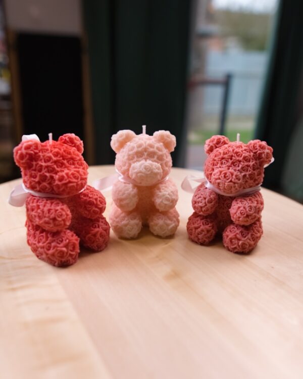 sojova sviečka rucna vyroba medvedik cervena