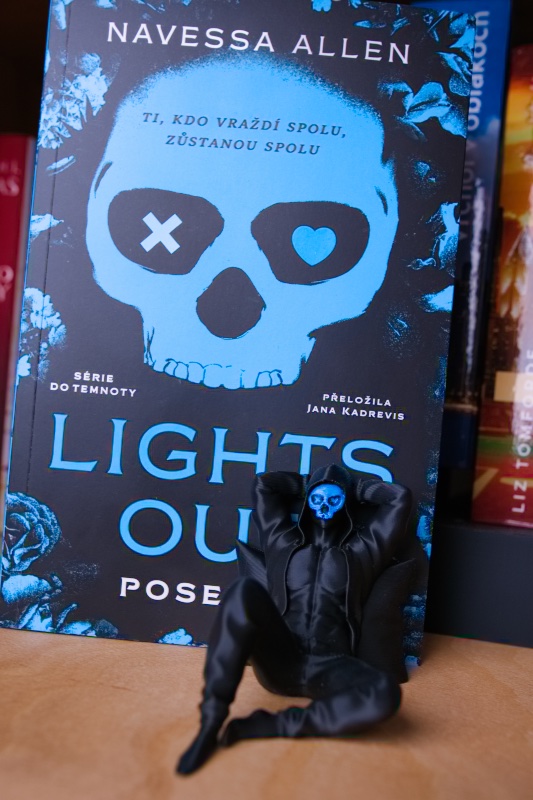 p1023370 lights out figurka postavicka print josh