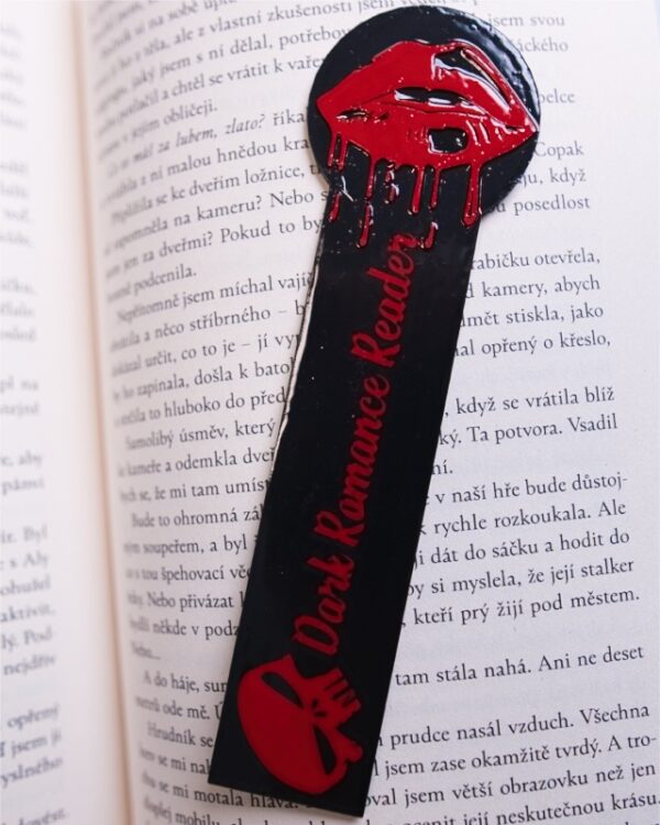 dark romance reader zalozka bookmark citatel temnej romantiky
